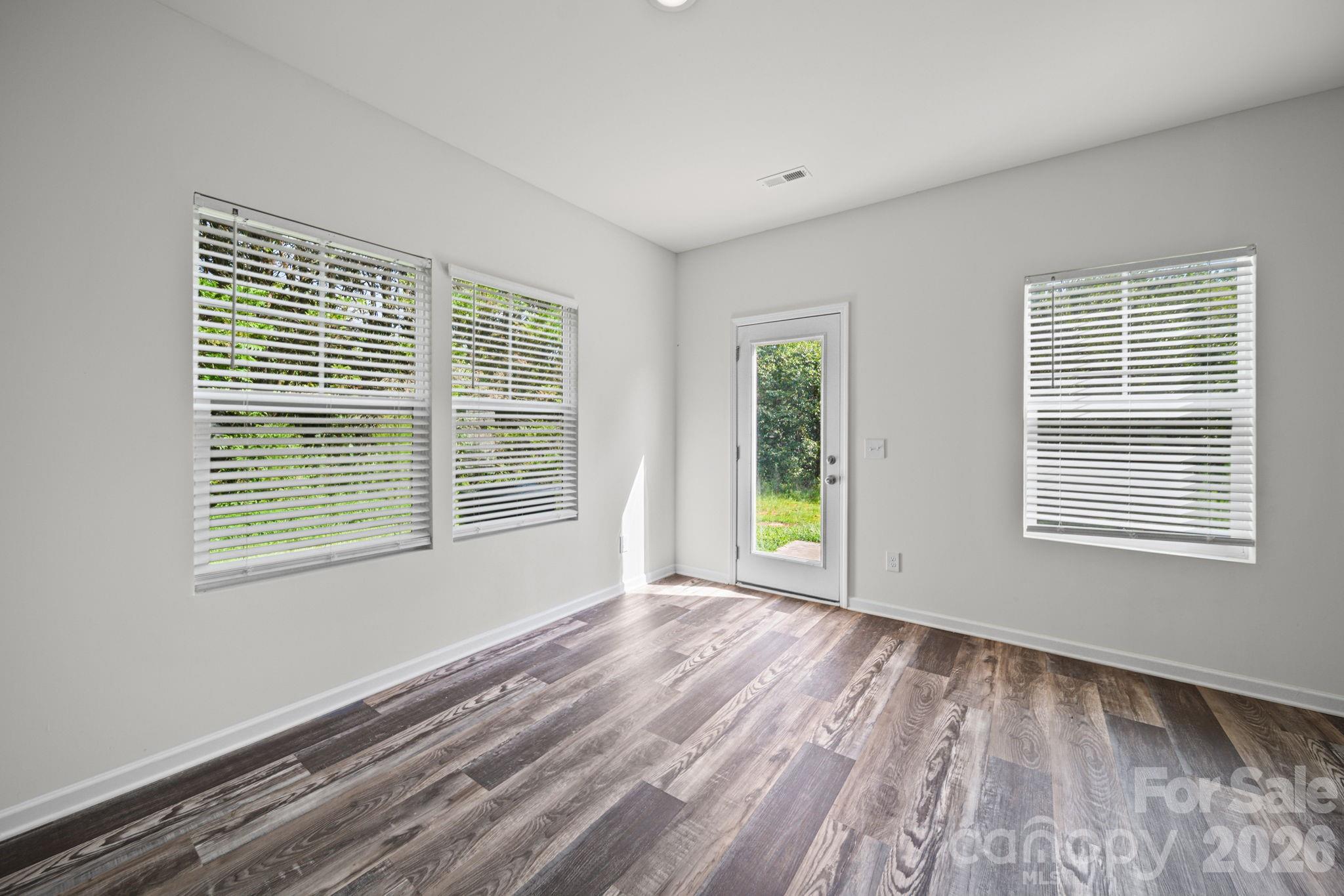 3305-3307 15th Avenue Property Photo 35