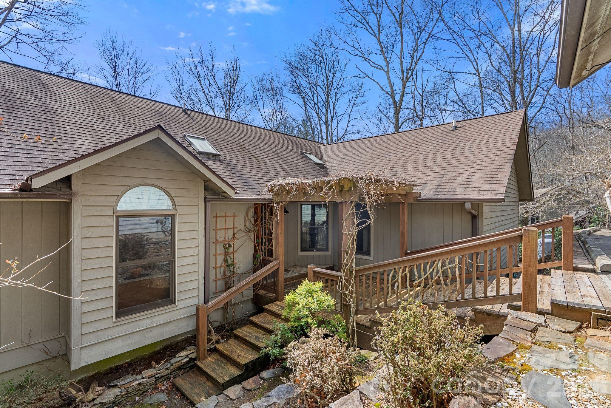 306 S Sequoyah Lane Property Photo 2