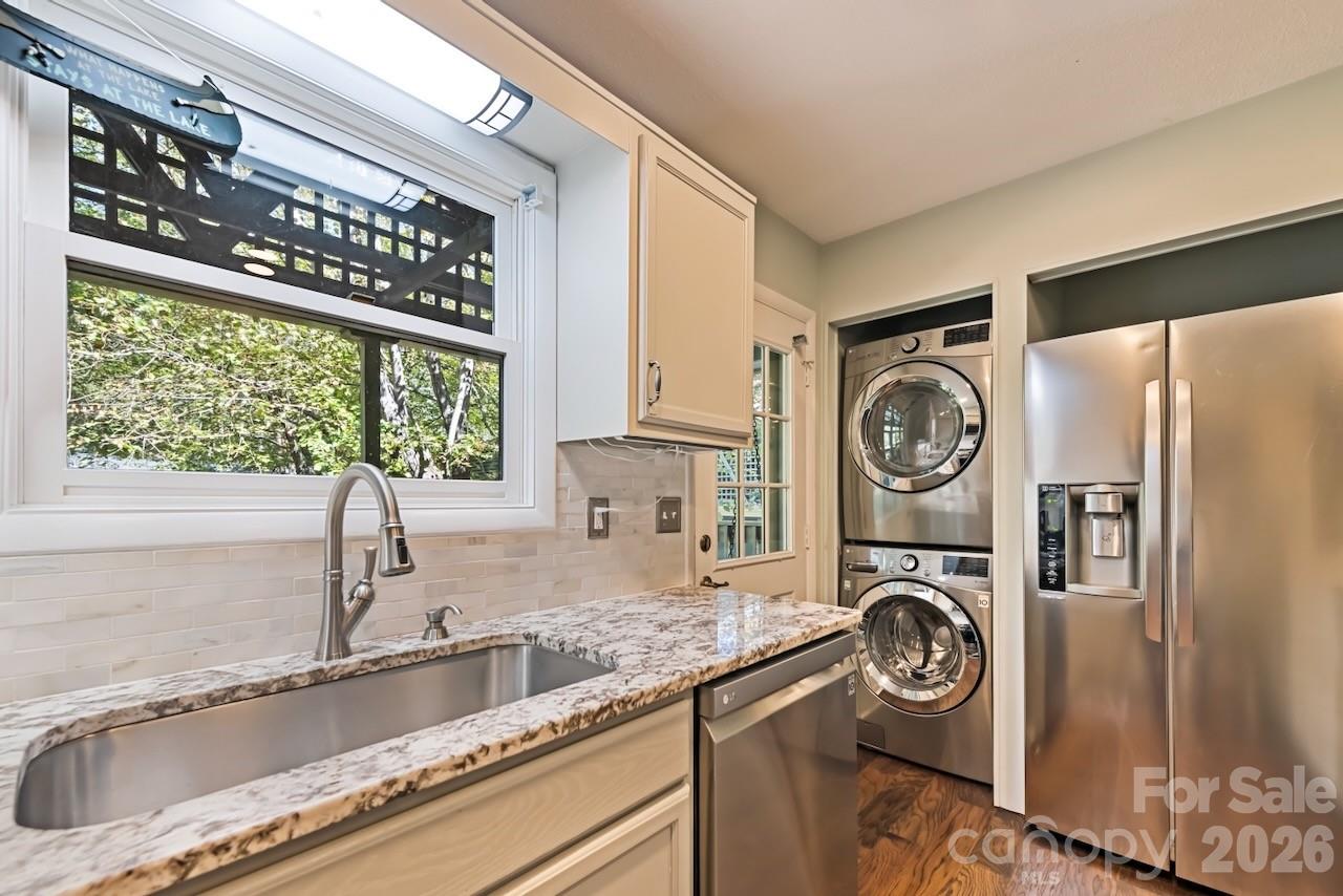 109 Tri Vista Drive 5 Property Photo 10