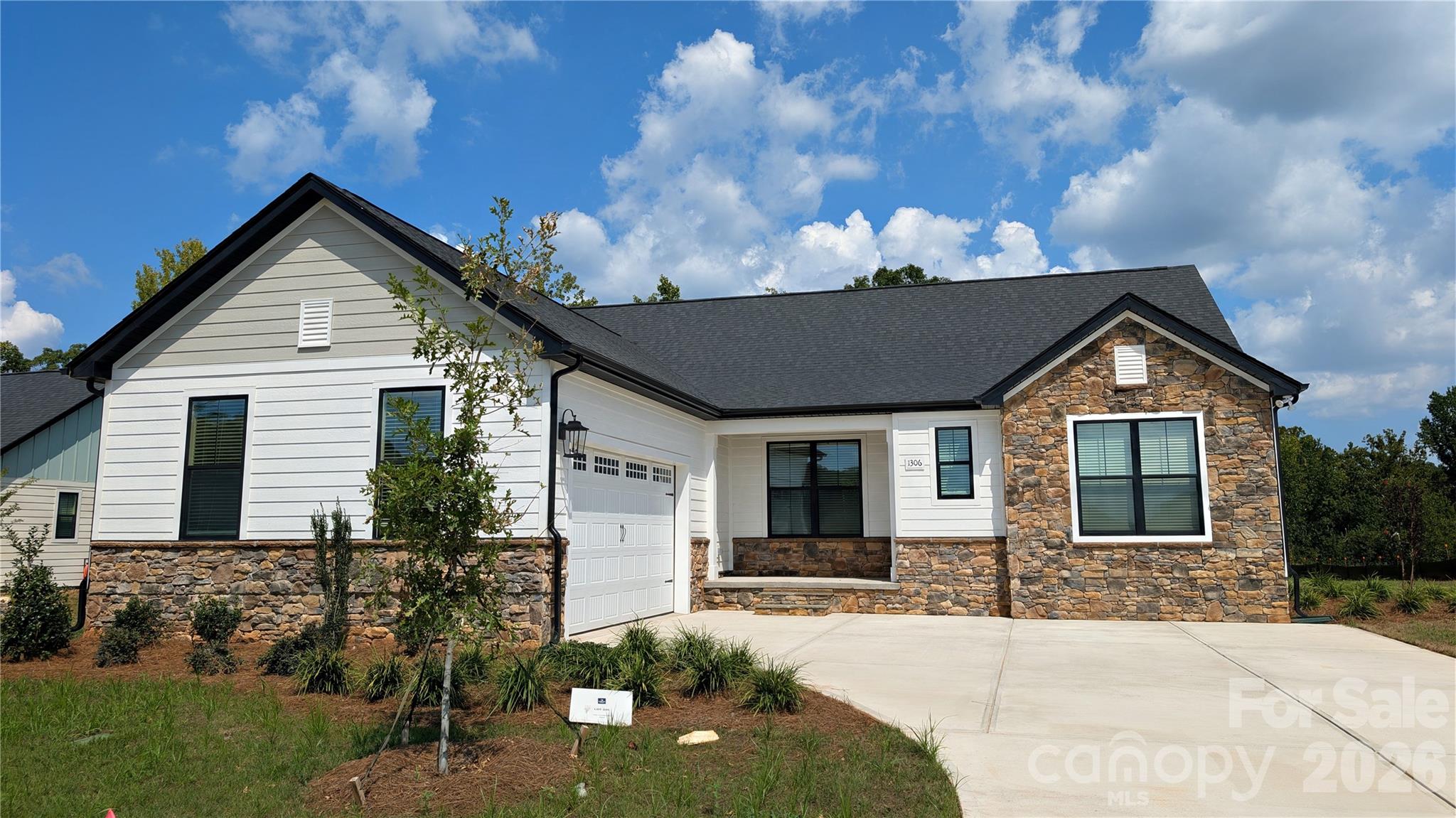 1306 Copper Leaf Drive Property Photo 1