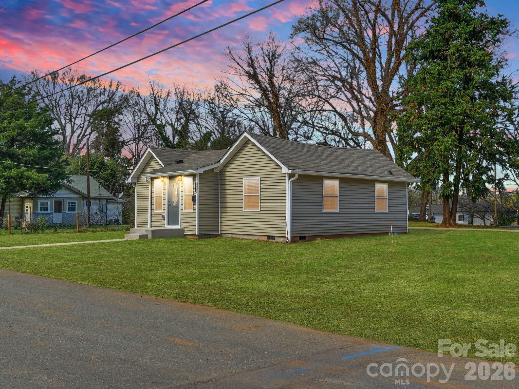 3900 Plainview Road Property Photo 39