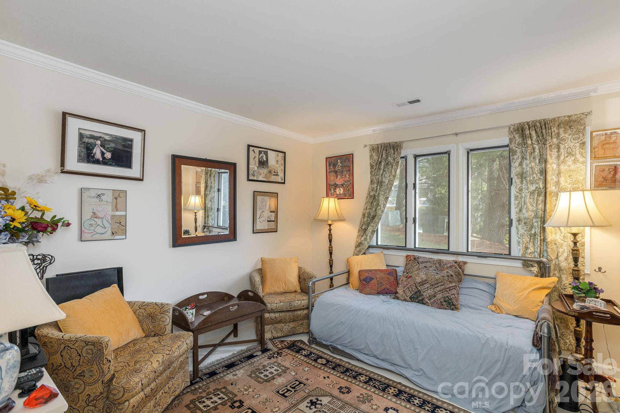 111 Bluffview Lane Property Photo 18