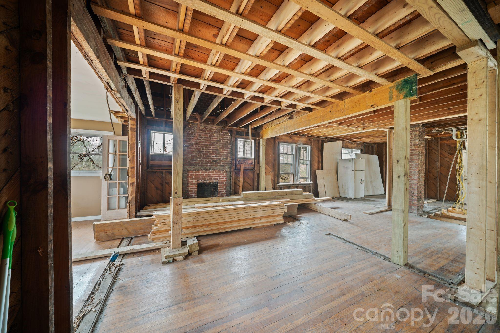 141 Louisiana Avenue Property Photo 21