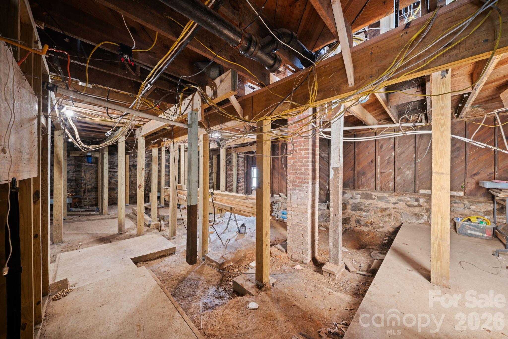 141 Louisiana Avenue Property Photo 25