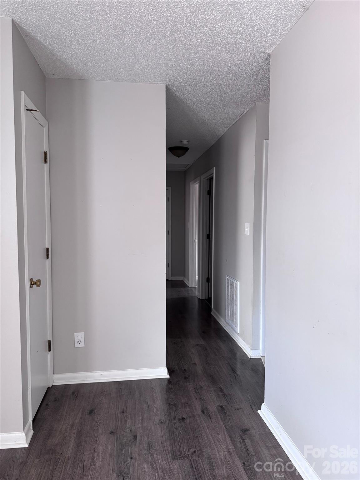 1511 Old Carriage Drive Property Photo 15