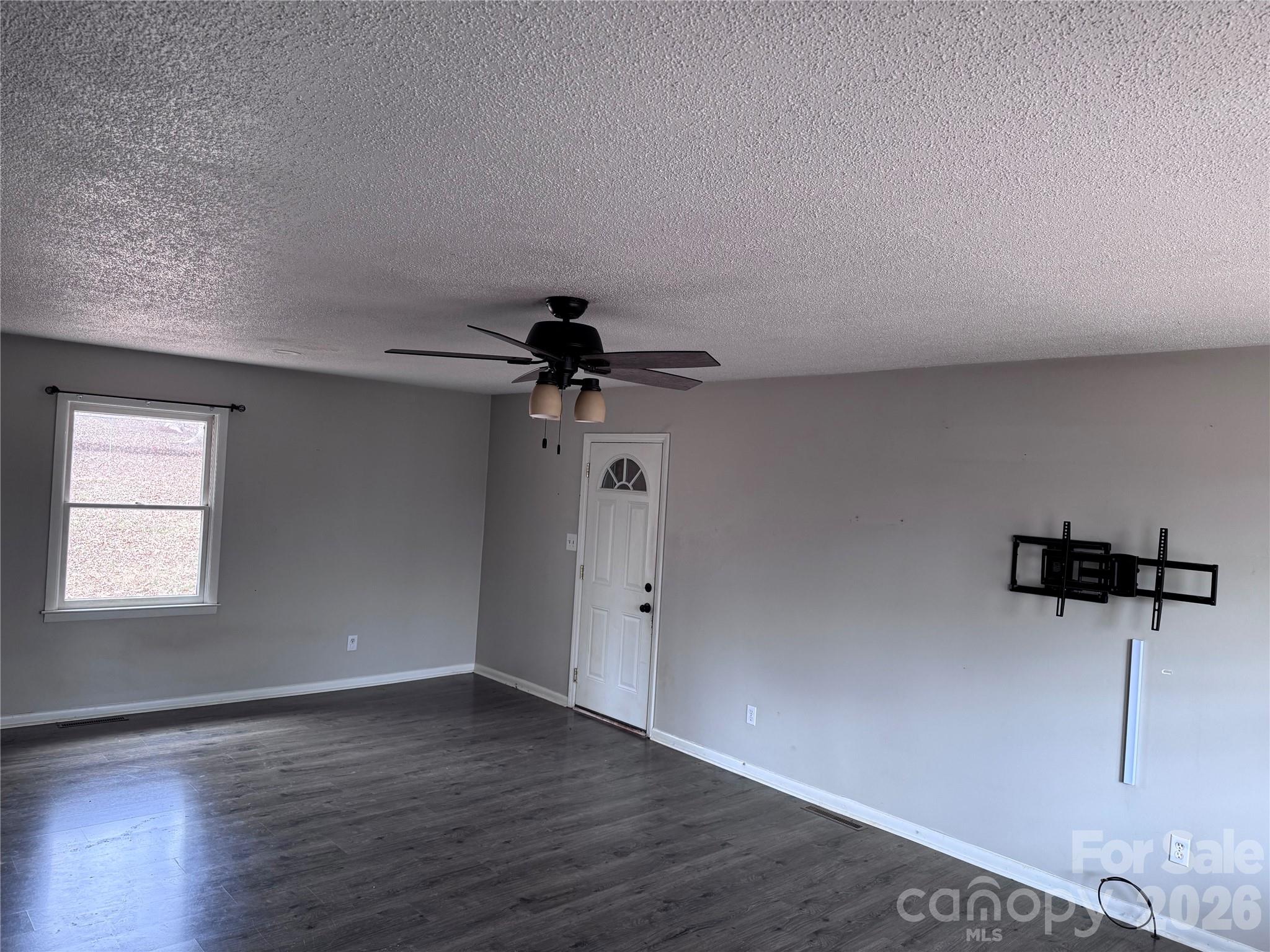 1511 Old Carriage Drive Property Photo 16