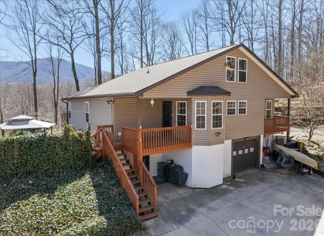 401 Tipstill Cove Property Photo 2