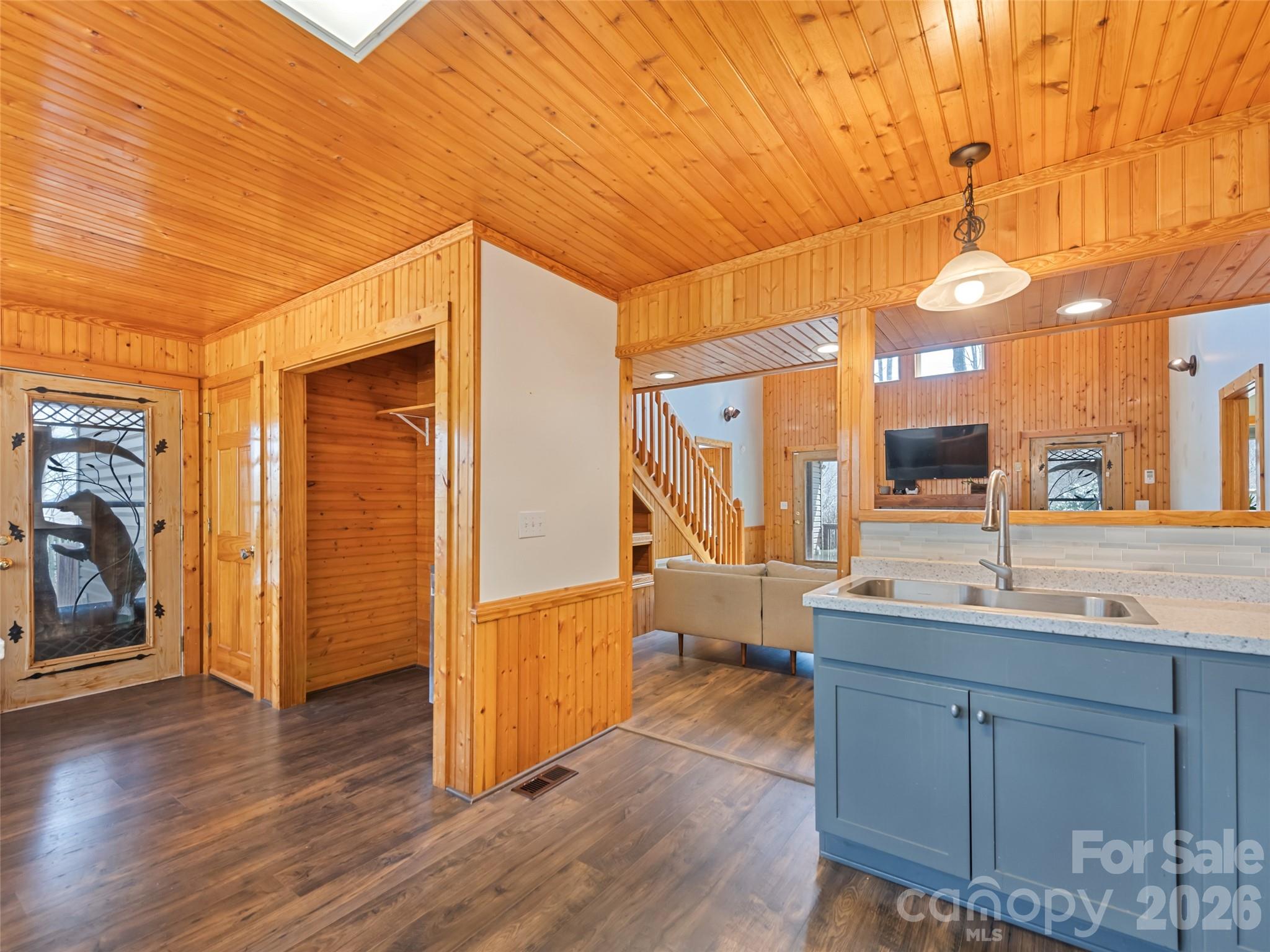 401 Tipstill Cove Property Photo 13
