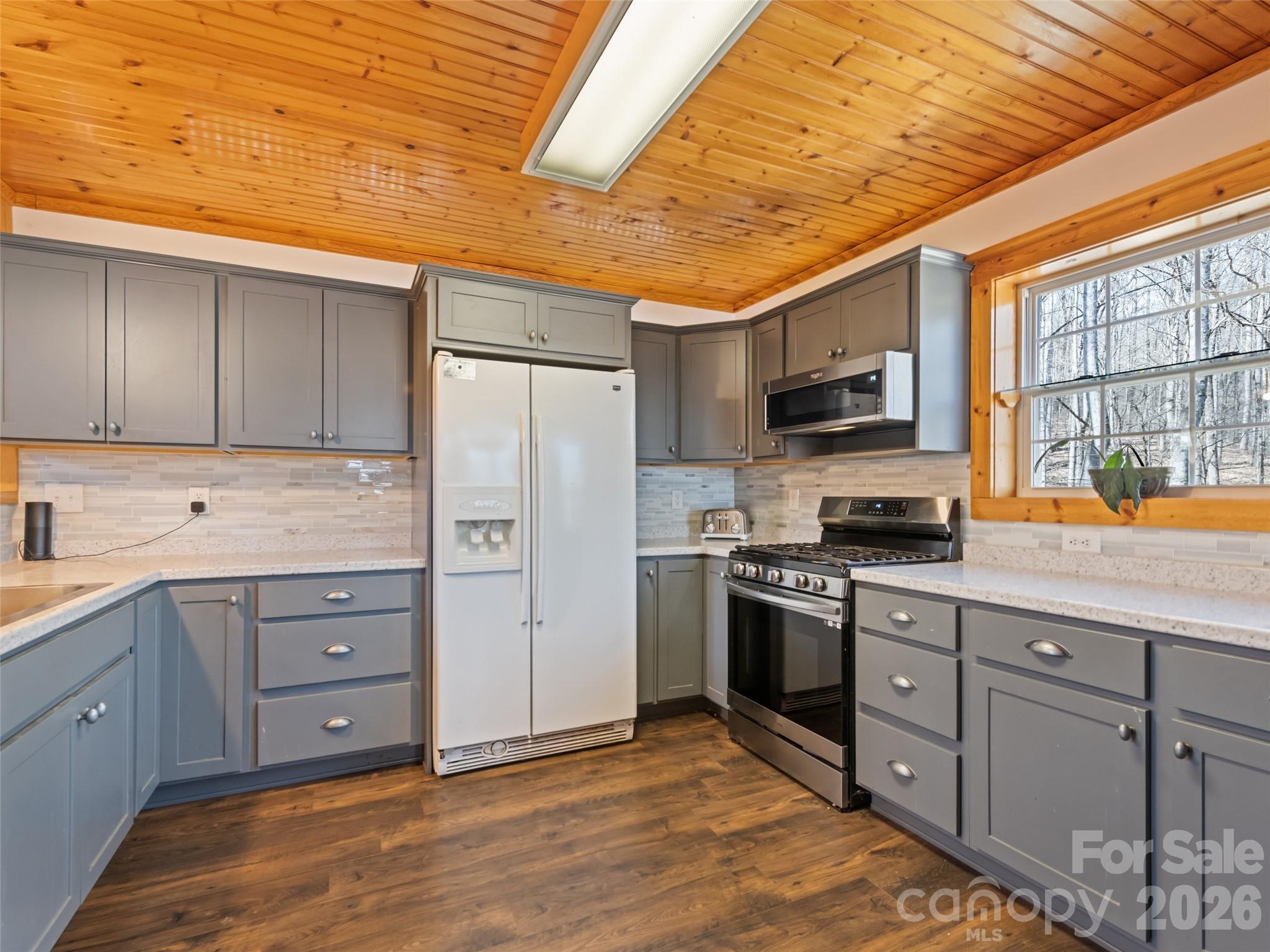 401 Tipstill Cove Property Photo 15