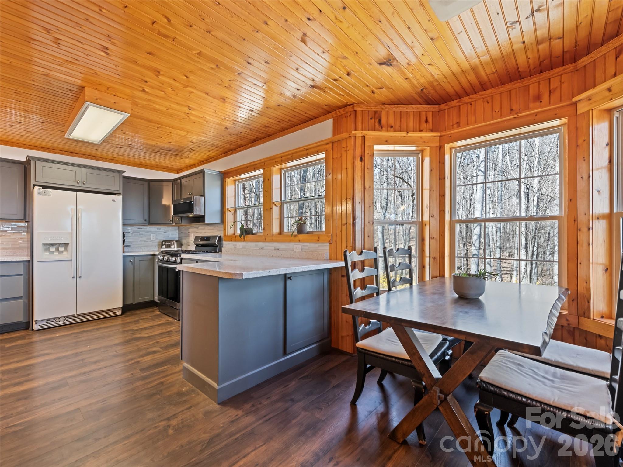 401 Tipstill Cove Property Photo 16