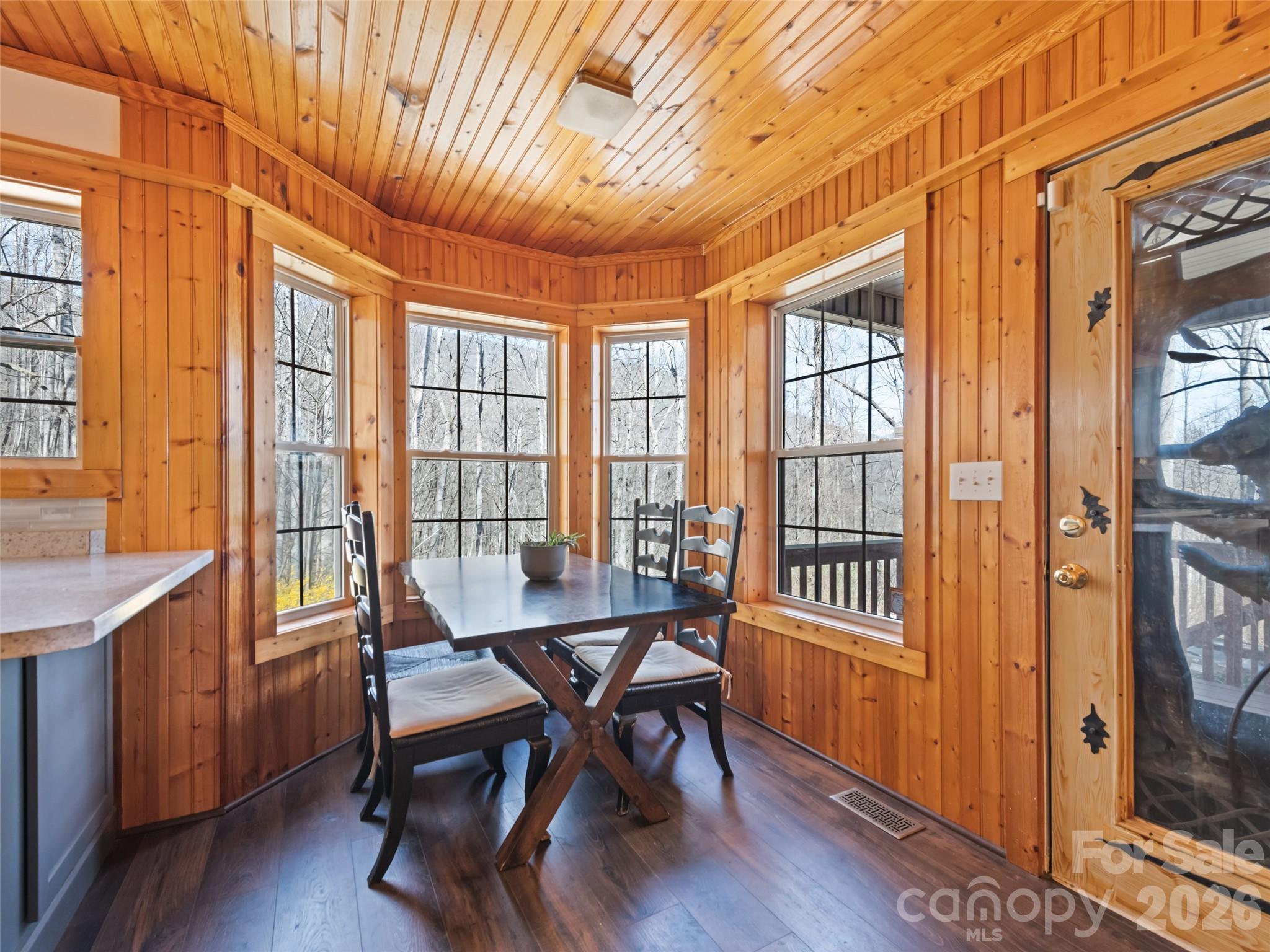 401 Tipstill Cove Property Photo 17
