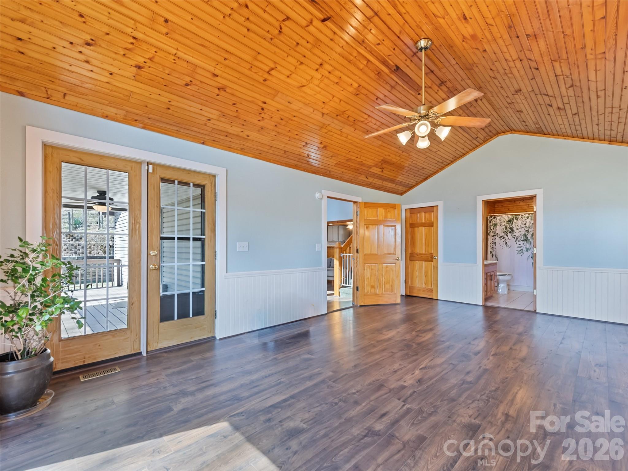 401 Tipstill Cove Property Photo 19