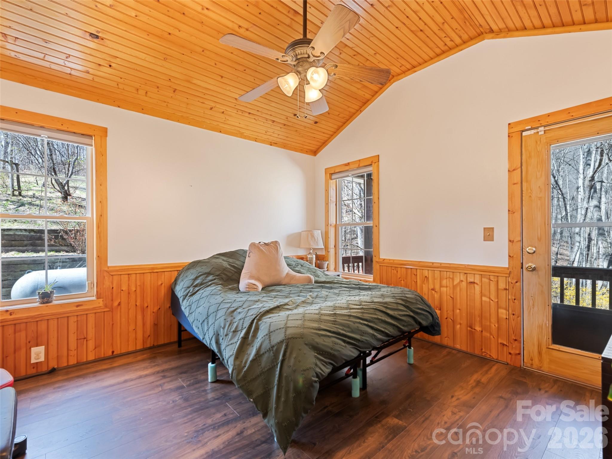 401 Tipstill Cove Property Photo 22