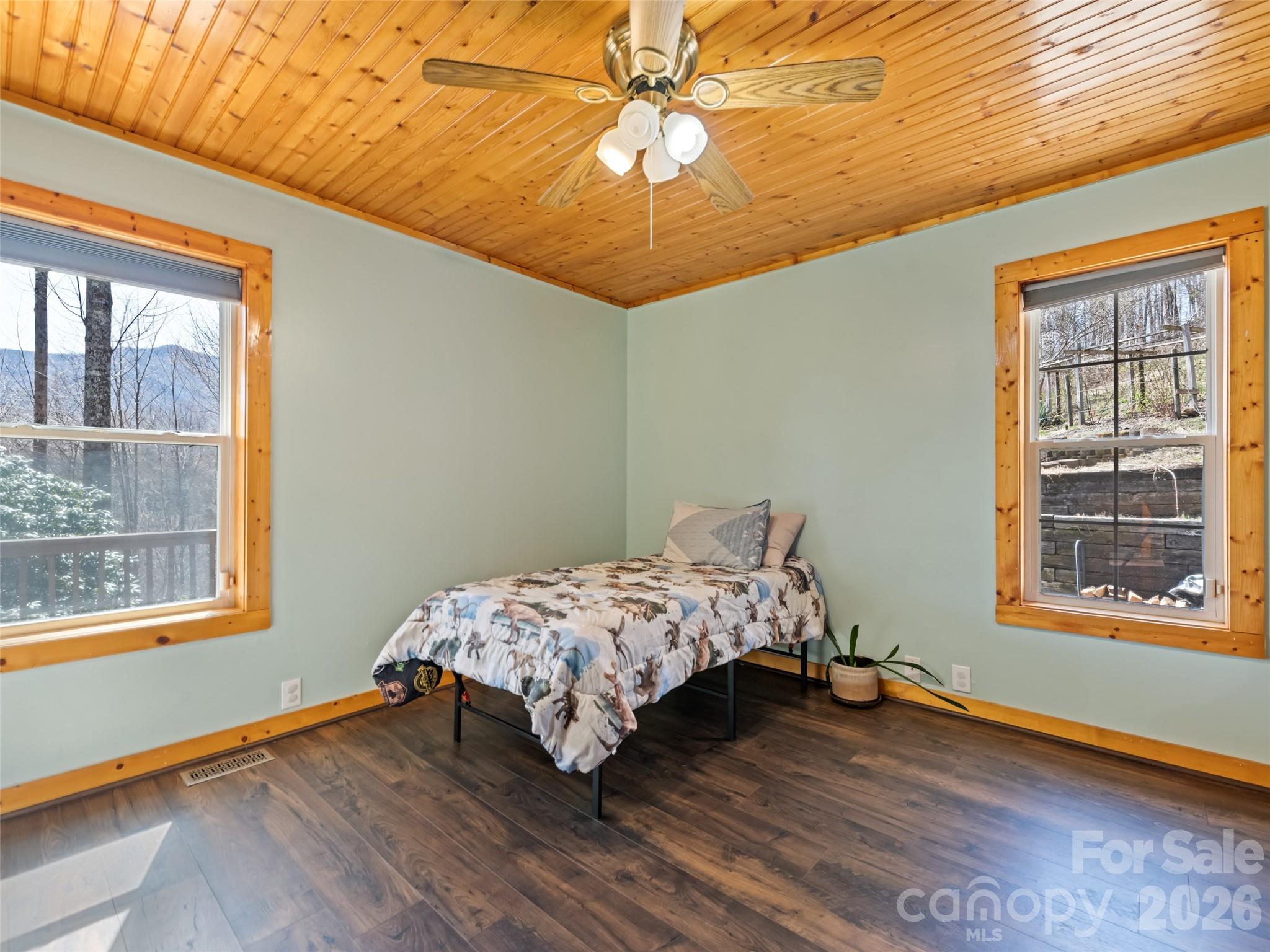 401 Tipstill Cove Property Photo 25