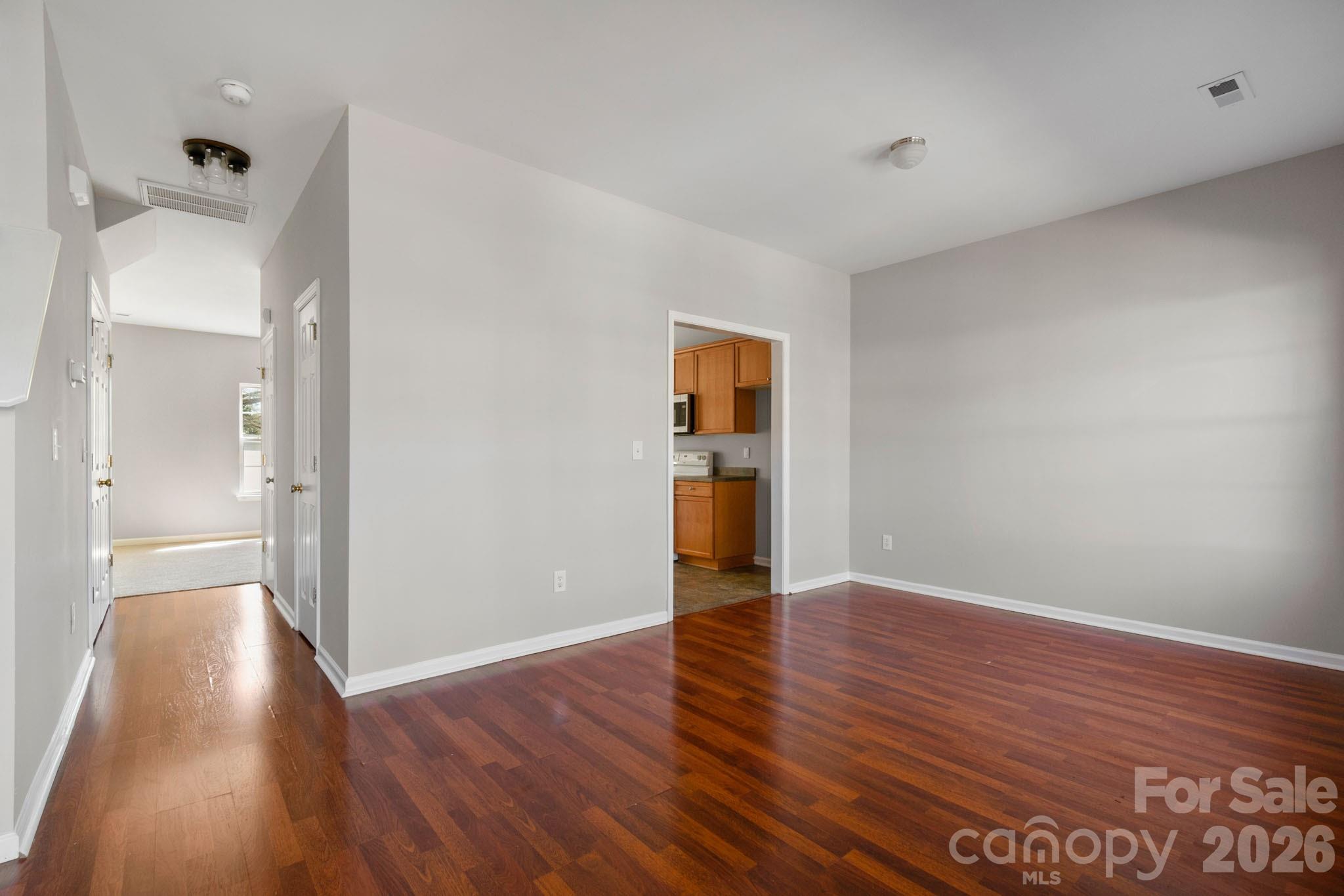4140 Kenton Glenn Court Property Photo 4