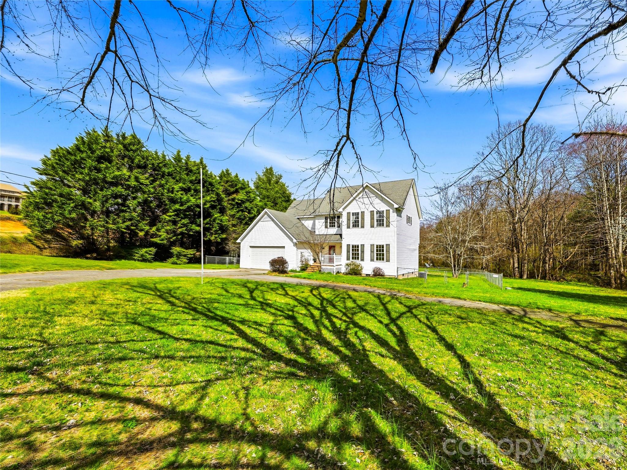 61 Rolling Hills Road Property Photo 1