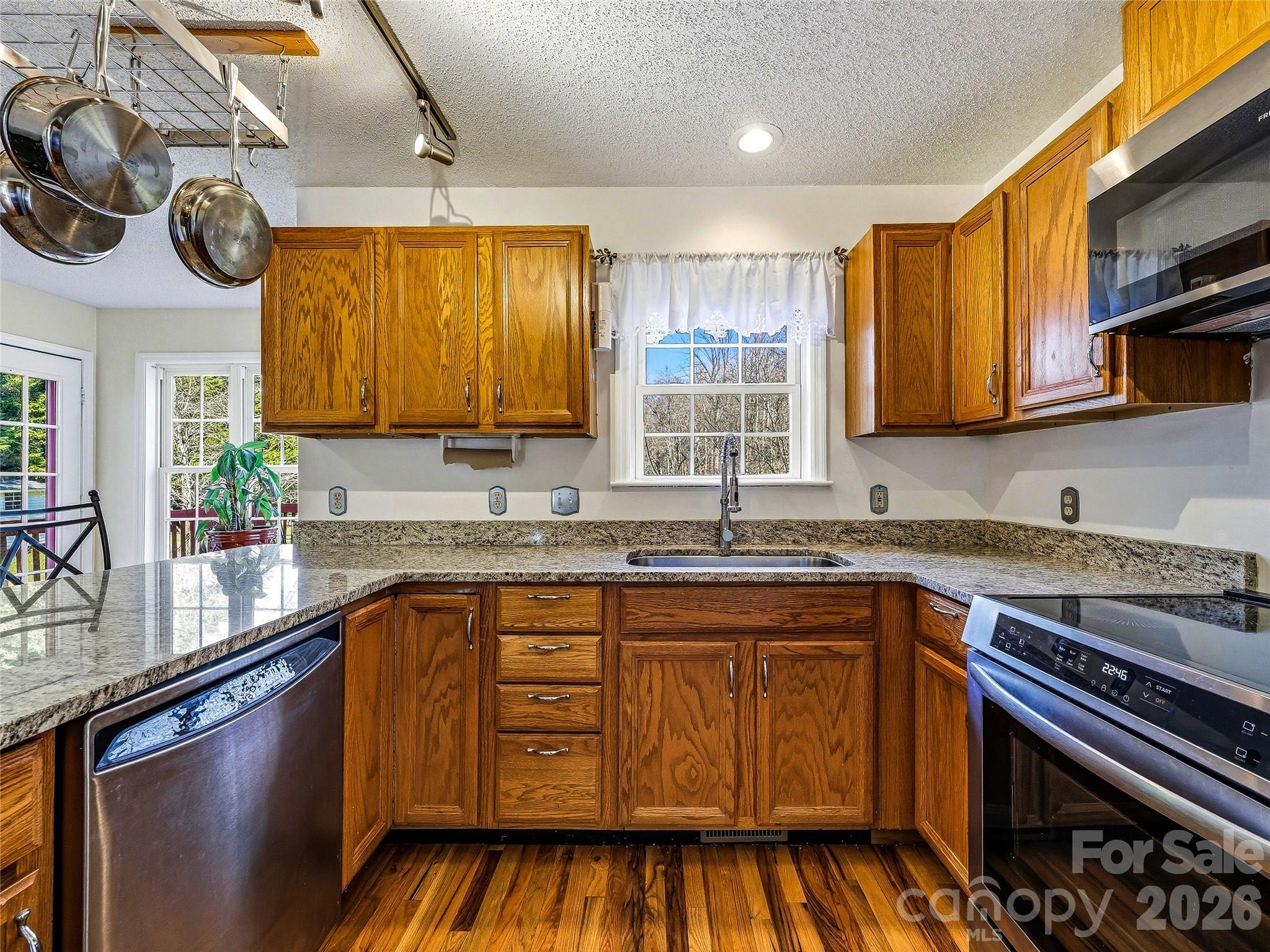 61 Rolling Hills Road Property Photo 10