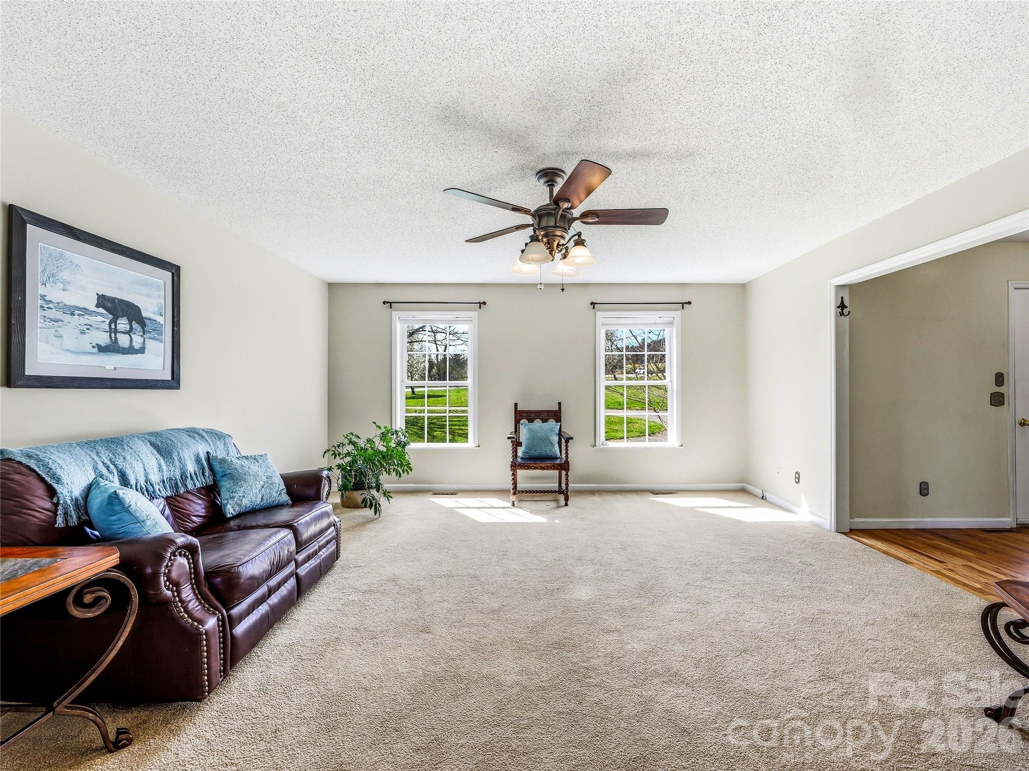61 Rolling Hills Road Property Photo 18