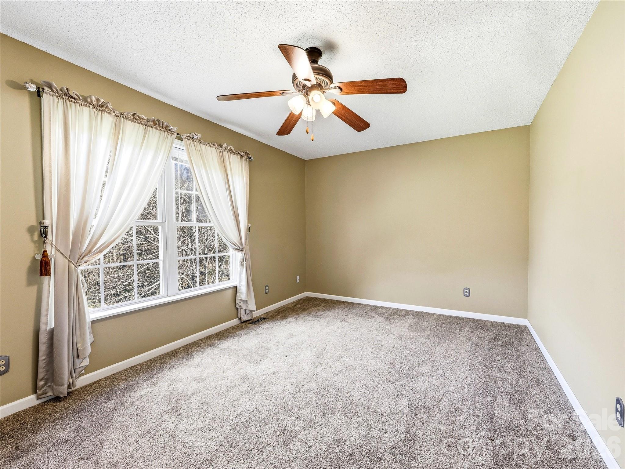 61 Rolling Hills Road Property Photo 24