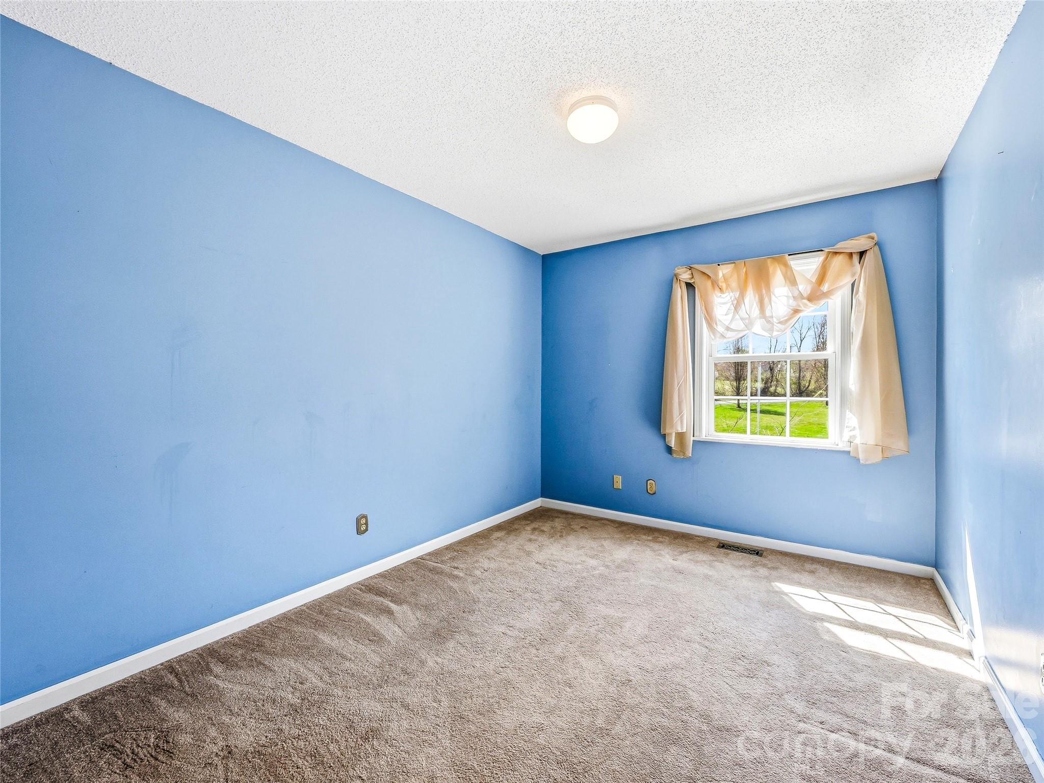 61 Rolling Hills Road Property Photo 24