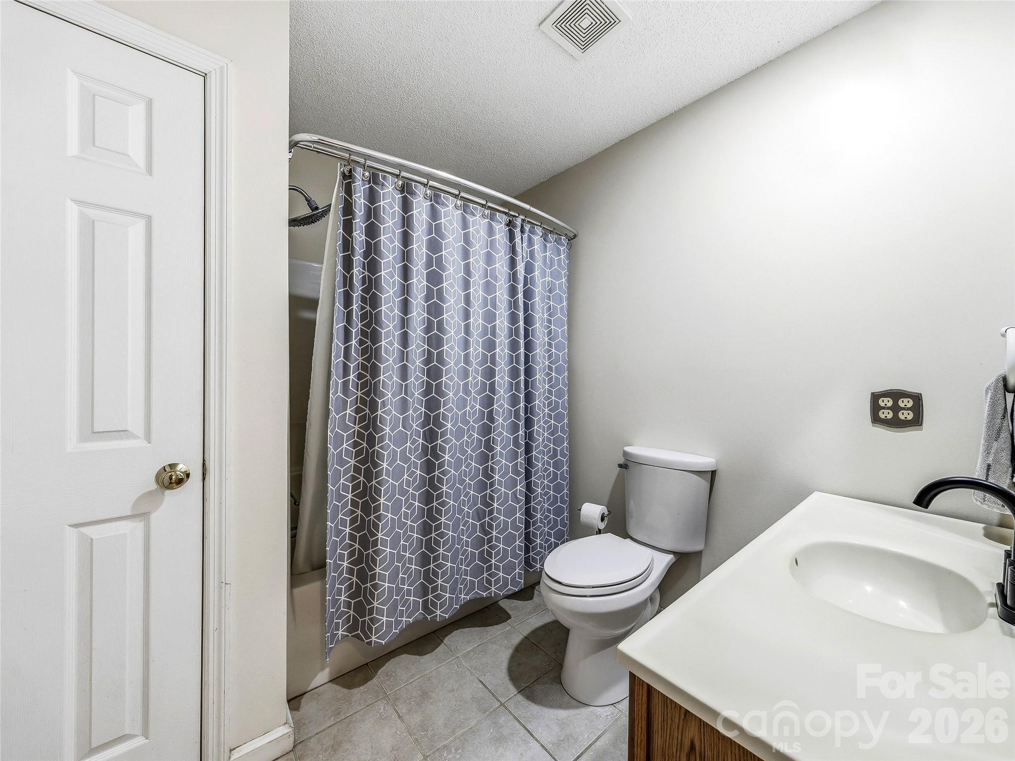 61 Rolling Hills Road Property Photo 27