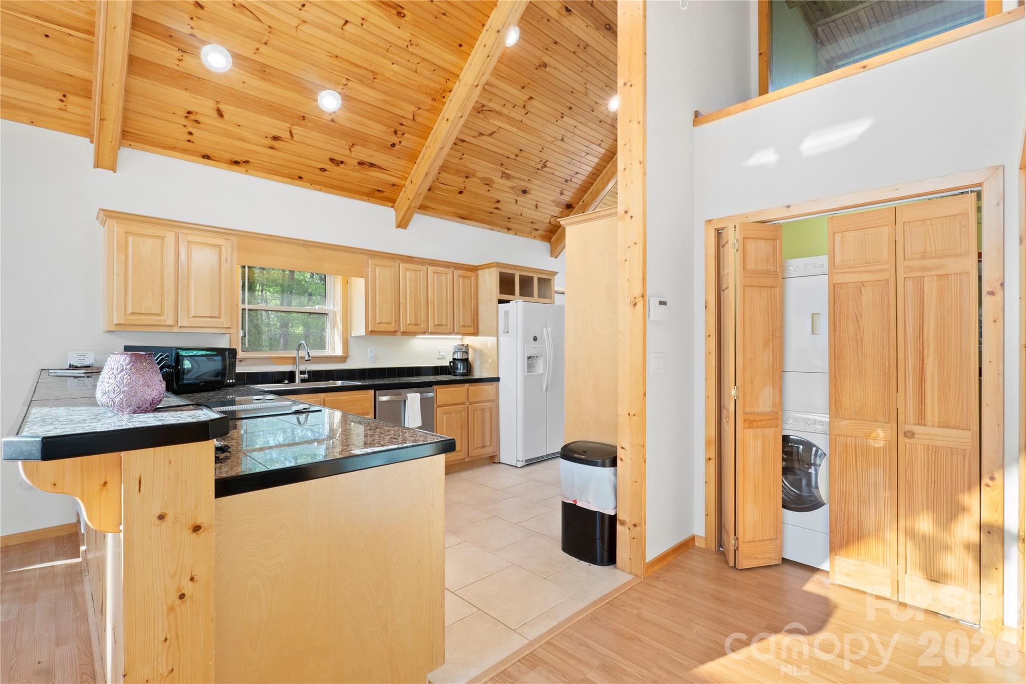 273 Rhododendron Road Property Photo 11