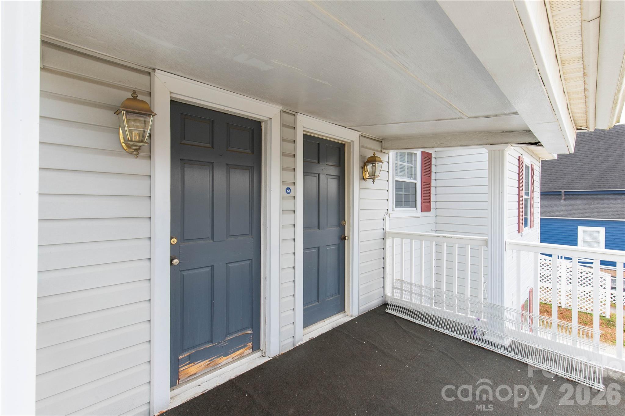 302 N White Street Property Photo 42