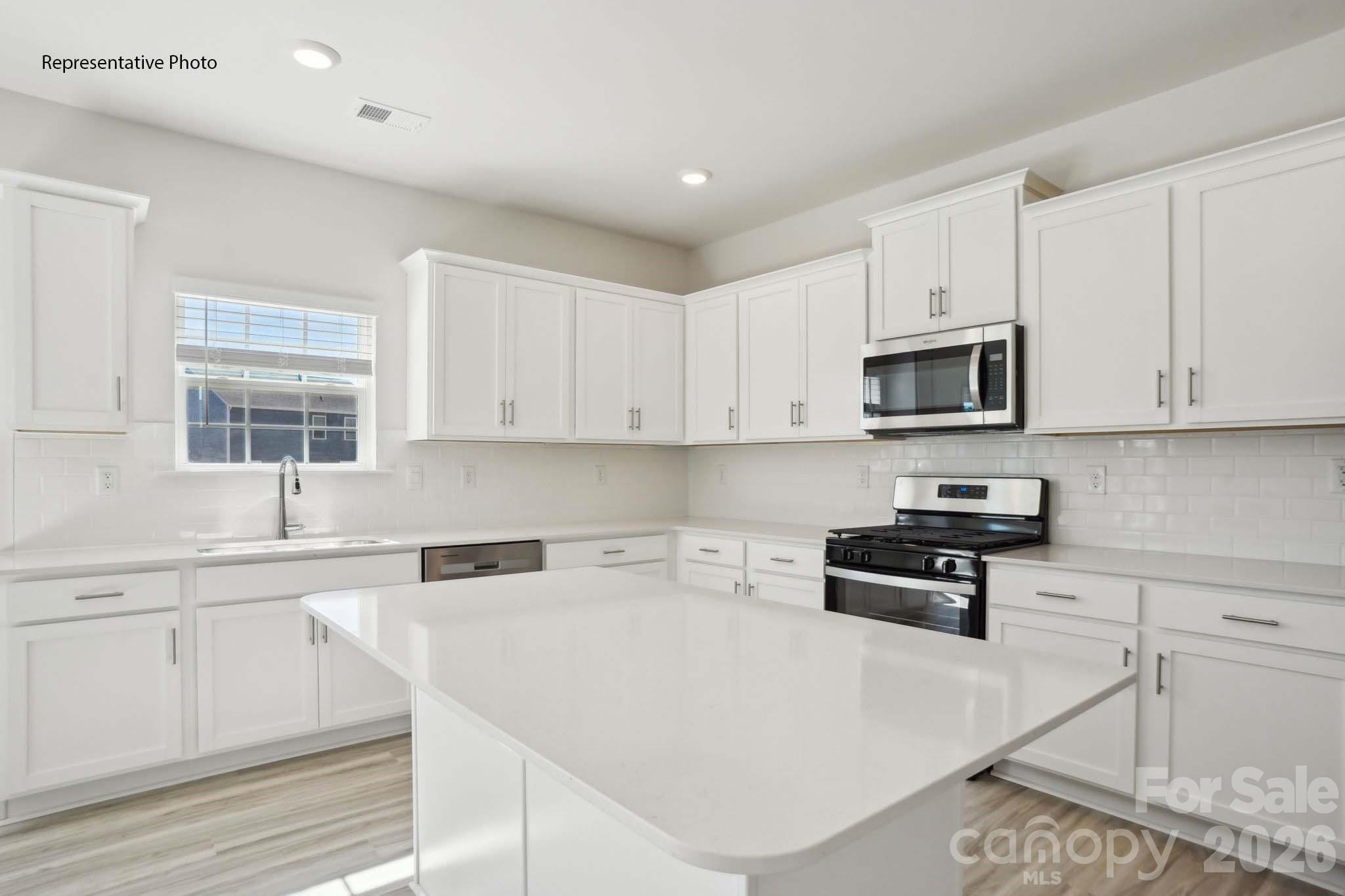 2015 Moorside Court Property Photo 20