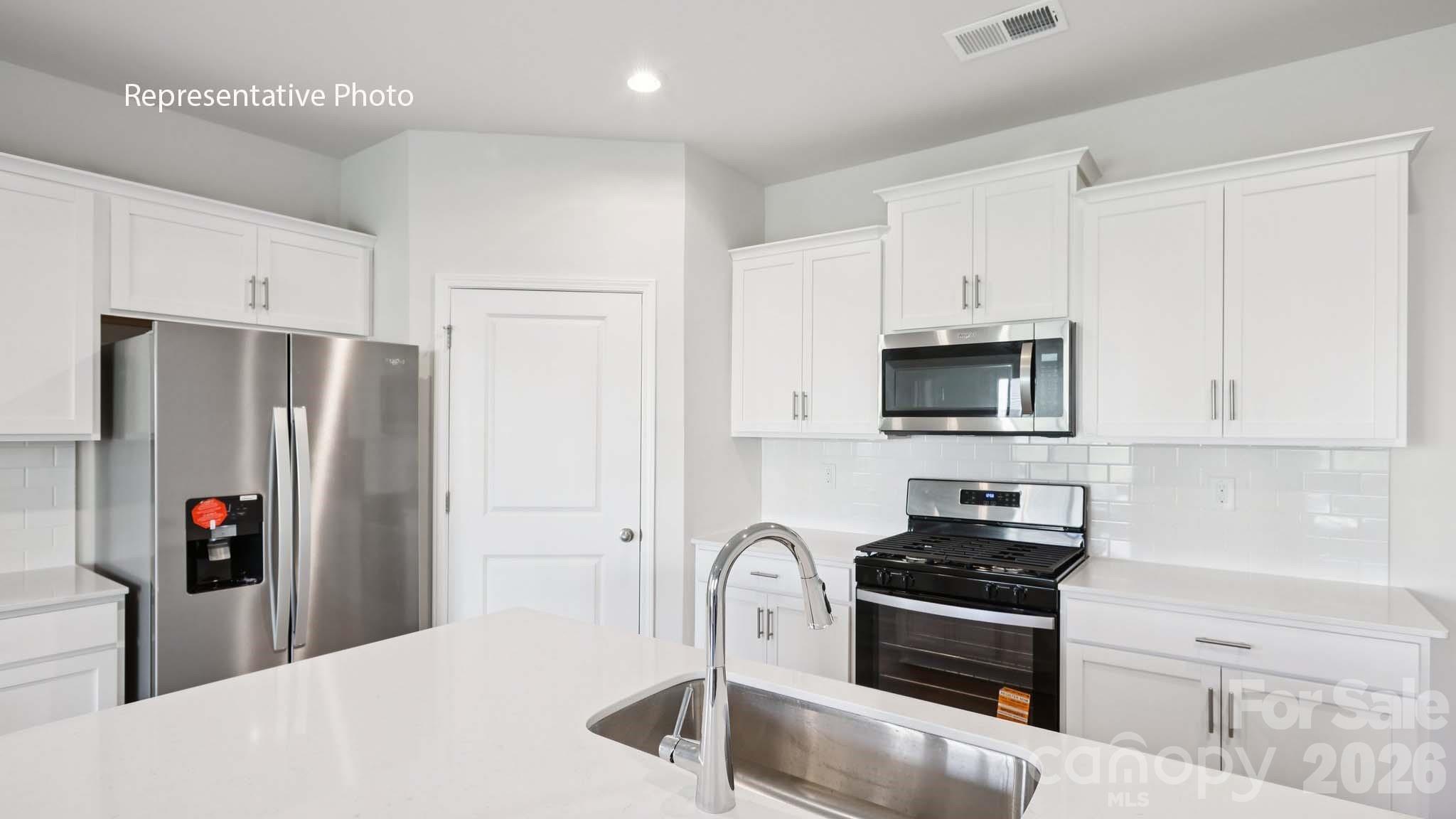 2019 Moorside Court Property Photo 7
