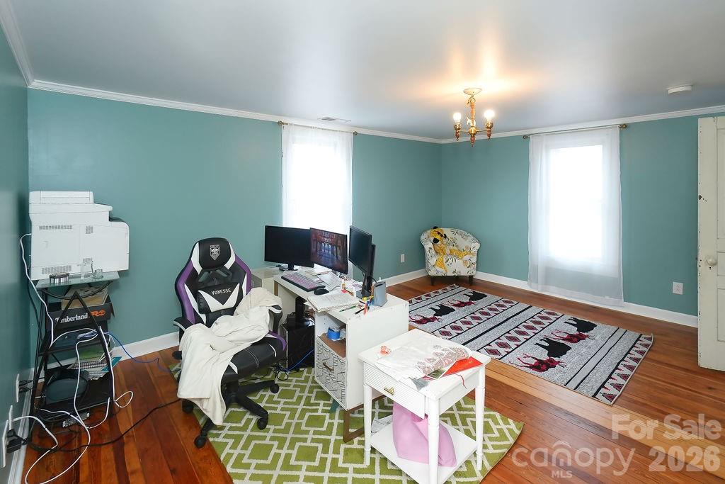 606 Main Street Property Photo 17