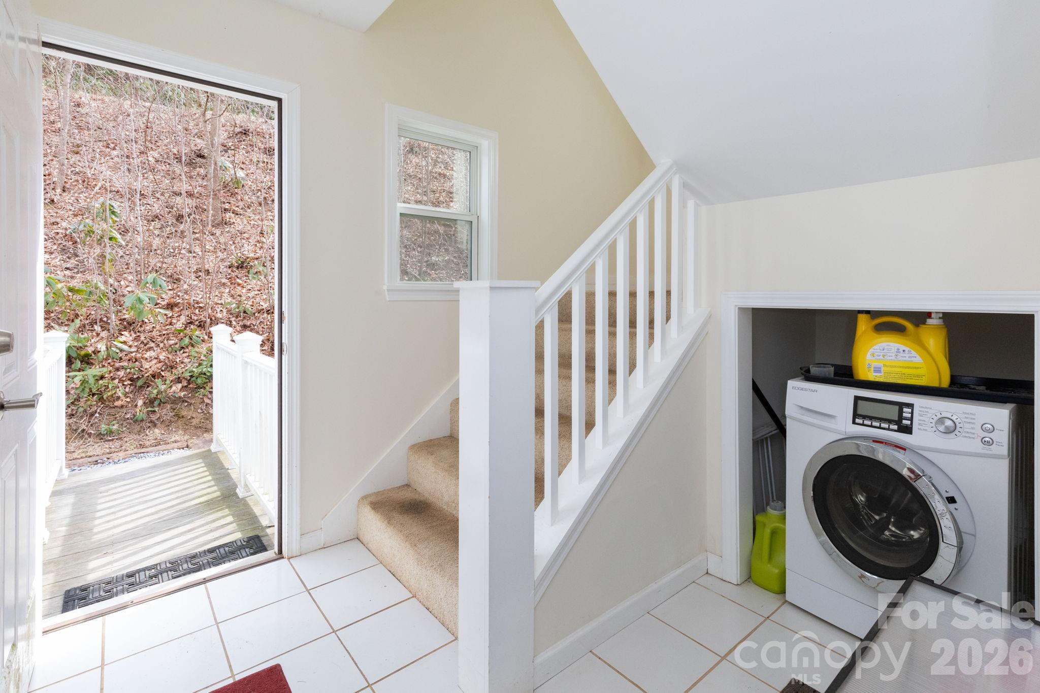 14 Lila Lane Property Photo 4