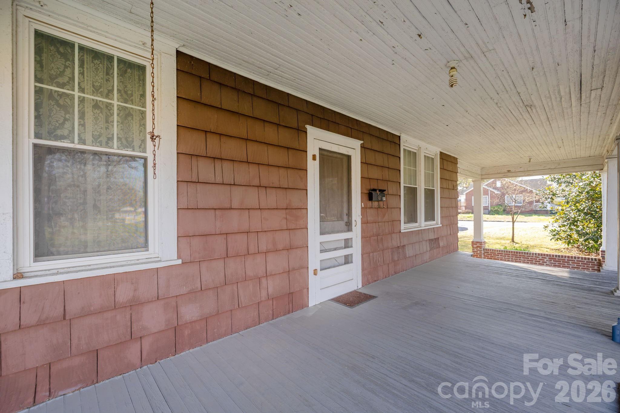 208 S Myrtle School Road Property Photo 3