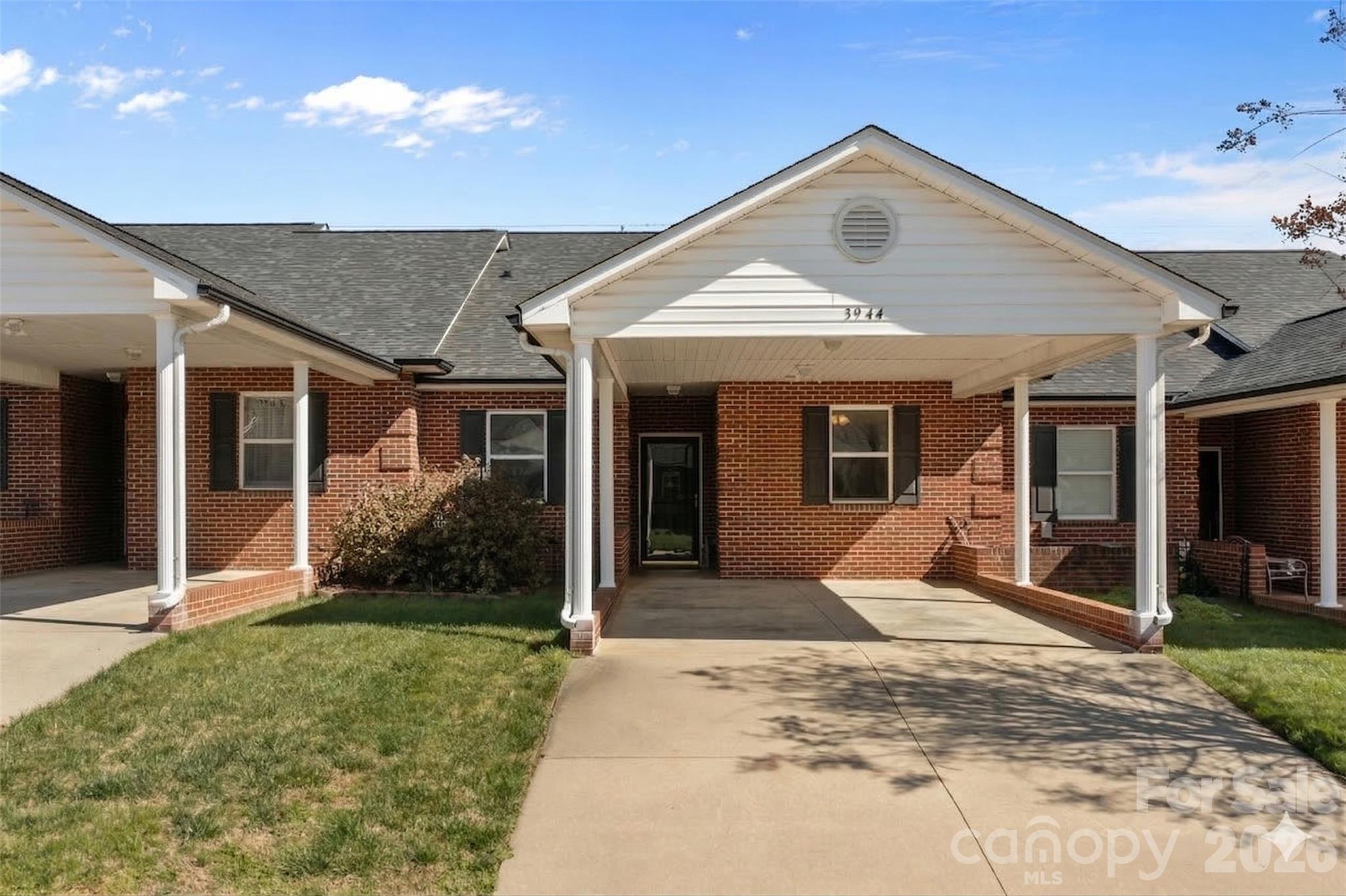 3944 Jasmine Lane Property Photo 1