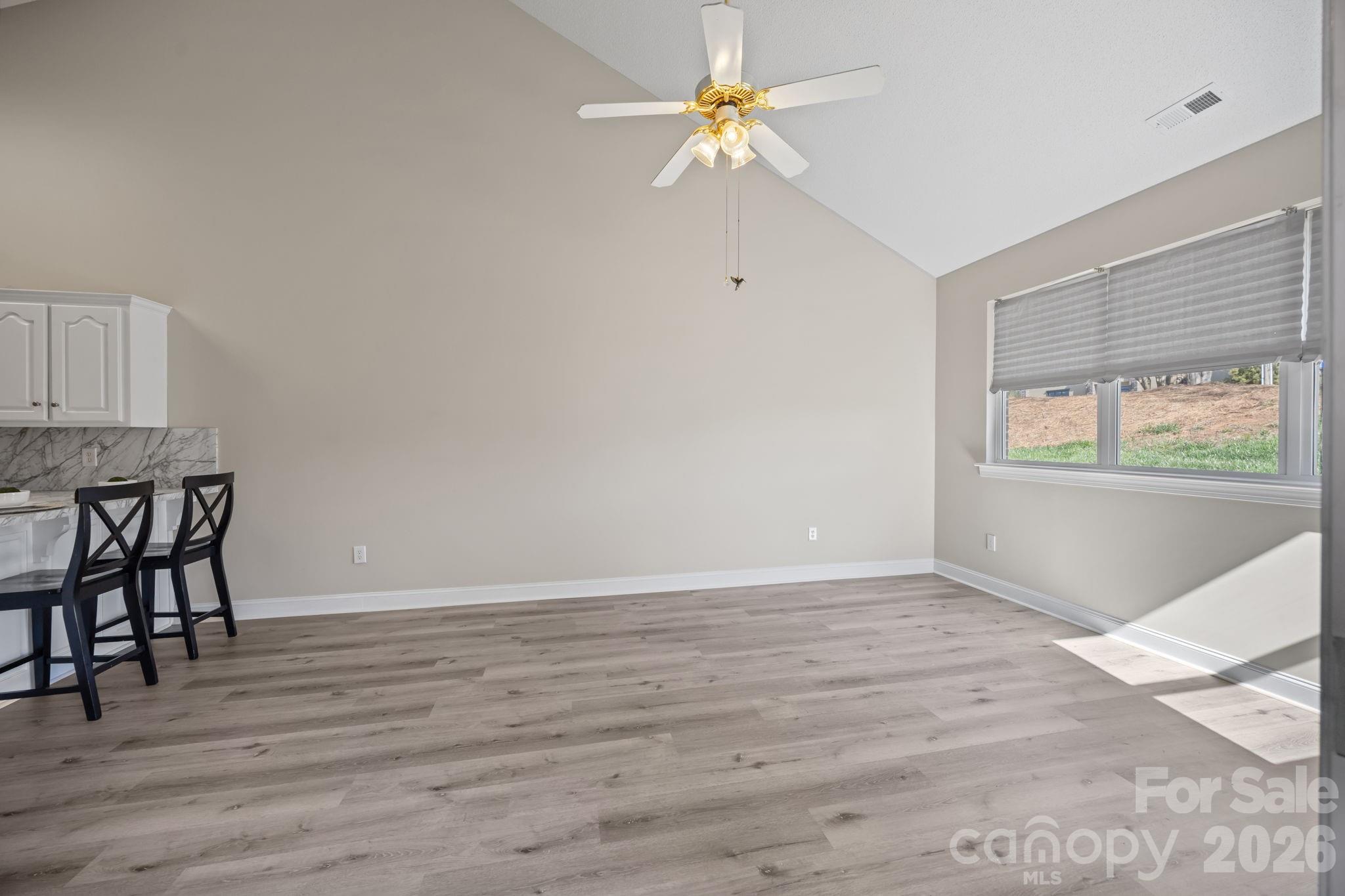 3944 Jasmine Lane Property Photo 6