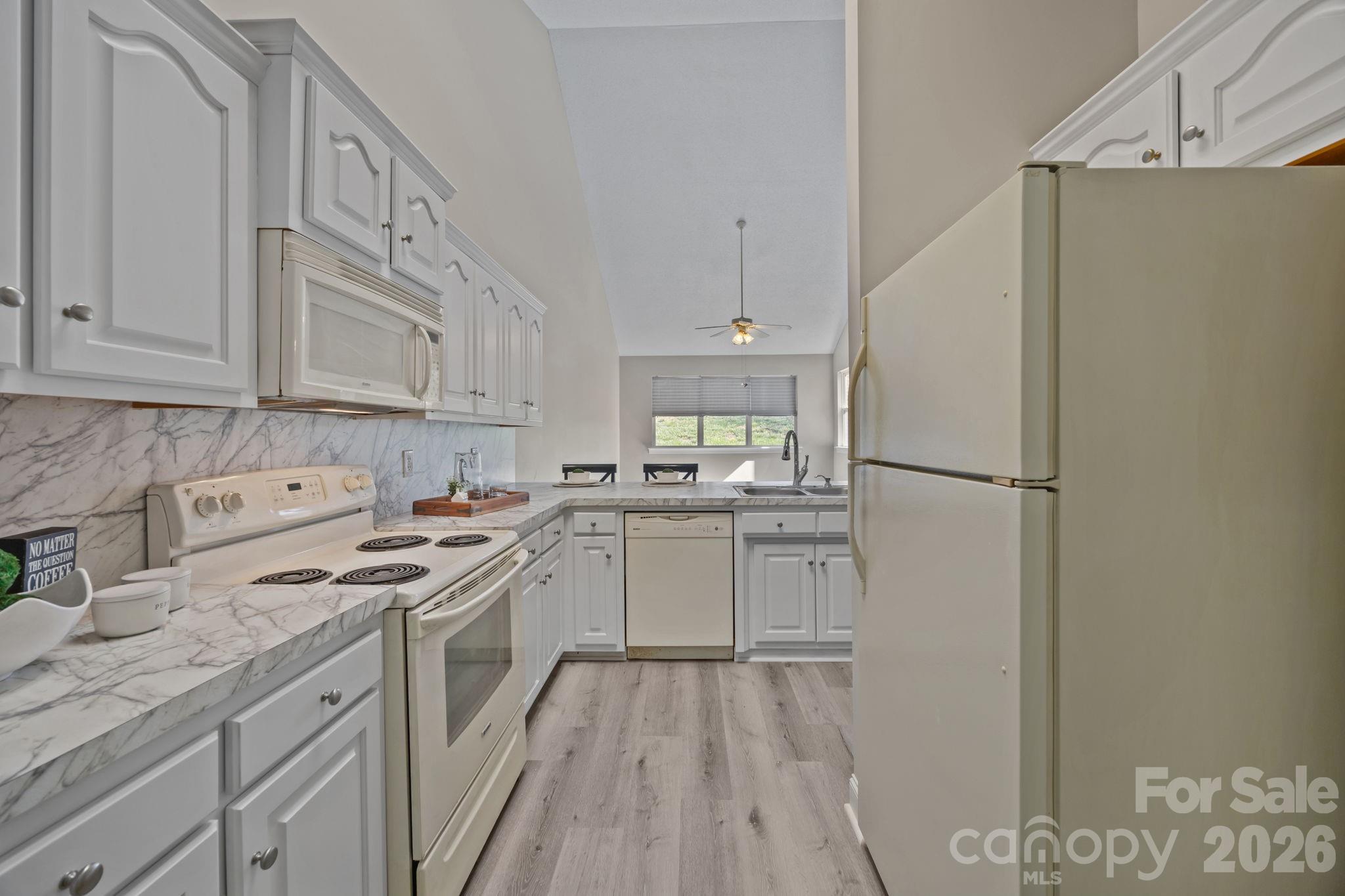 3944 Jasmine Lane Property Photo 7