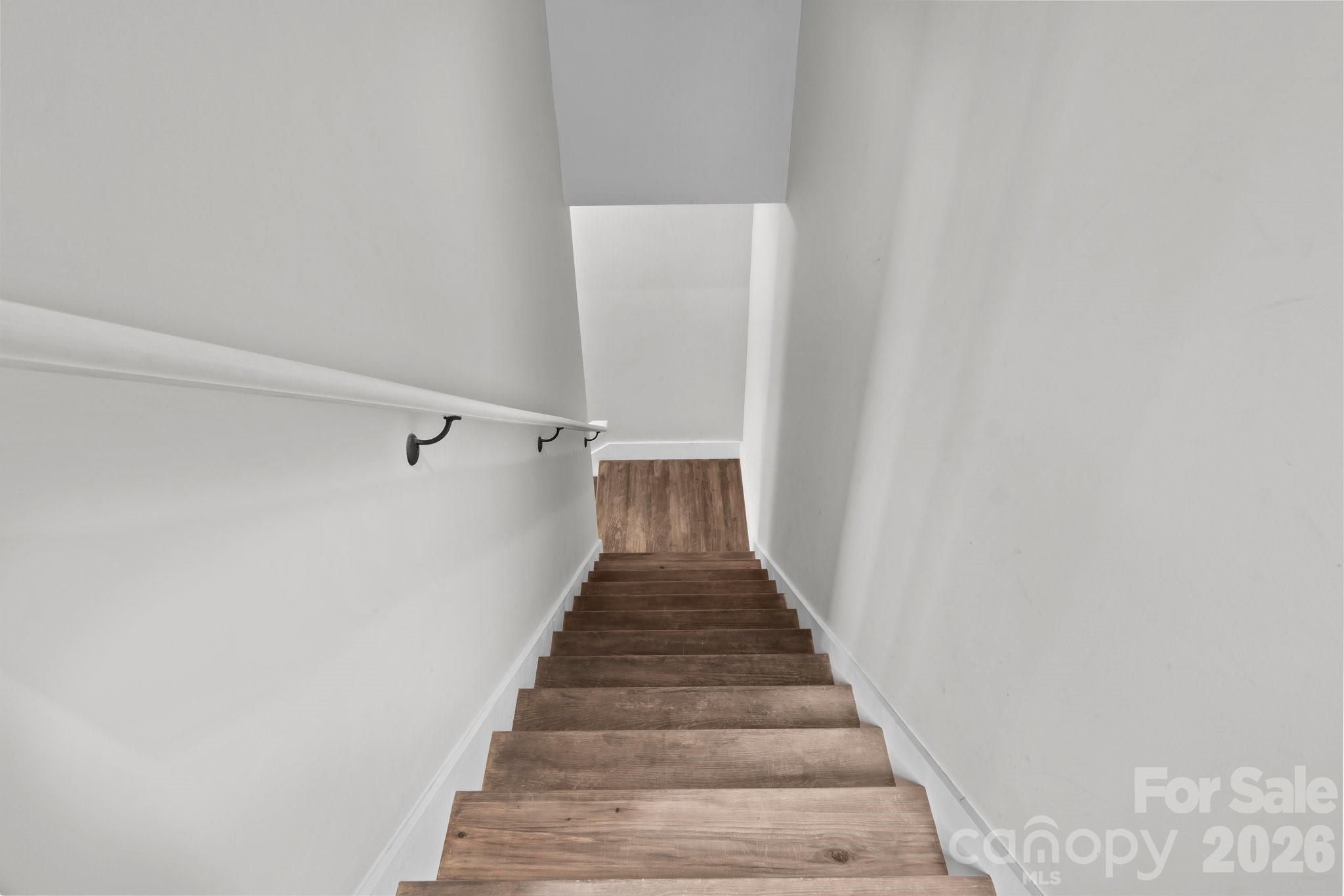 1112 Blueview Drive Property Photo 19