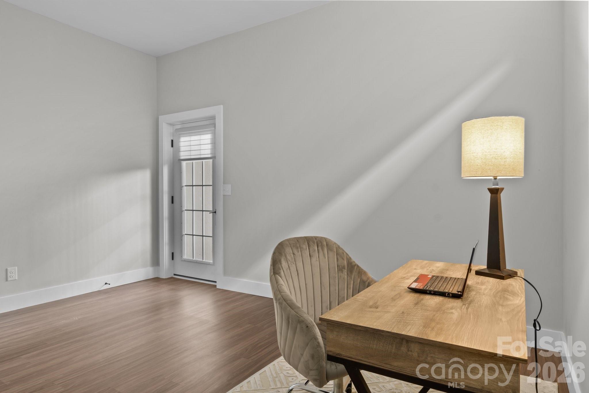 1112 Blueview Drive Property Photo 23