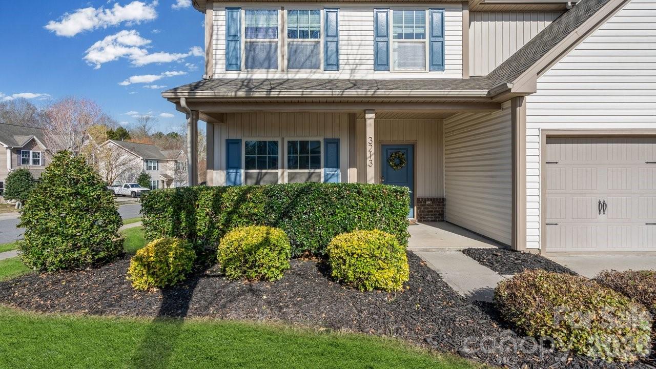 3213 Saddlebrook Drive Property Photo 8