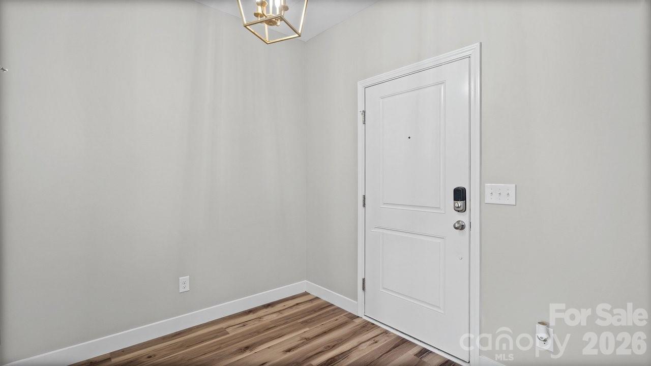 3213 Saddlebrook Drive Property Photo 11