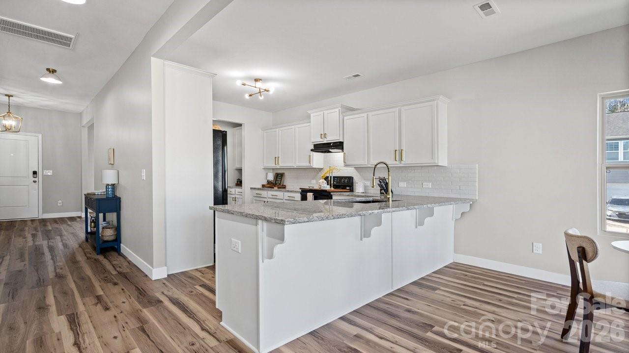 3213 Saddlebrook Drive Property Photo 20