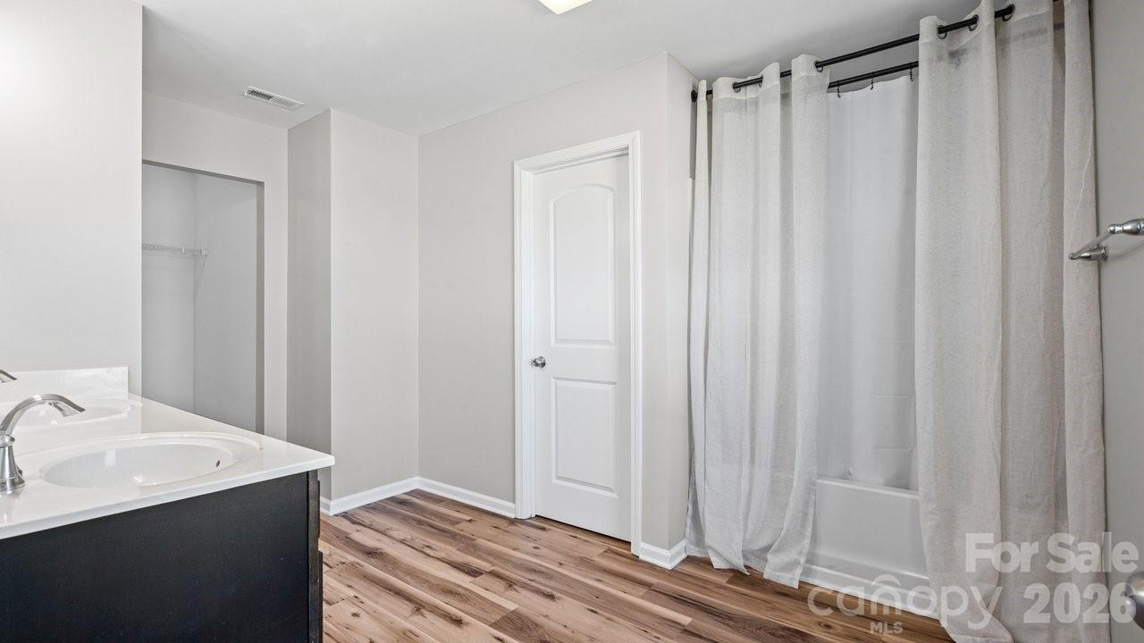 3213 Saddlebrook Drive Property Photo 30