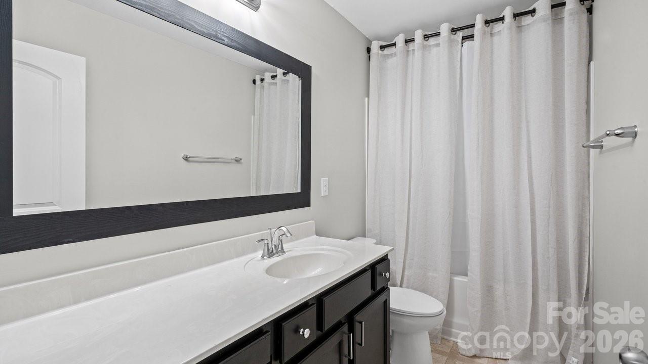 3213 Saddlebrook Drive Property Photo 35