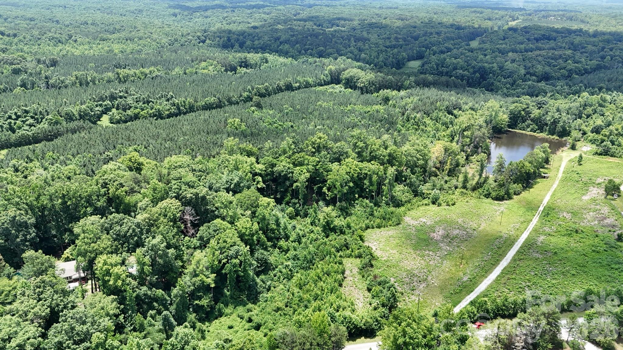 380 Apple Road Property Photo 1
