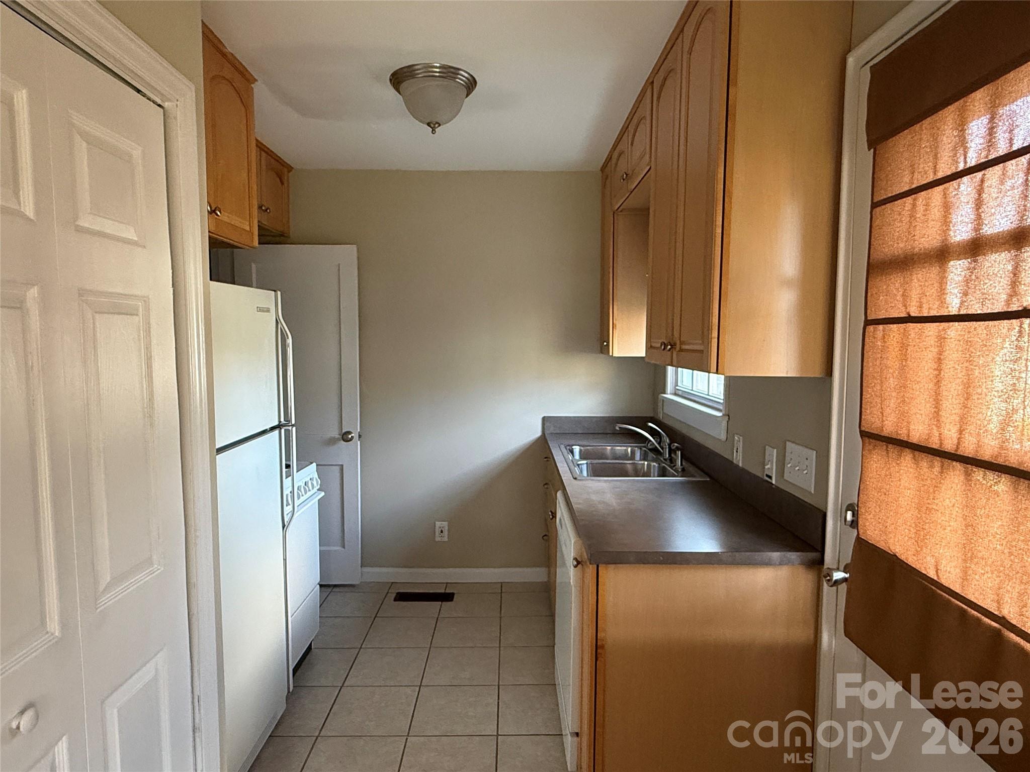 524 Wakefield Drive Property Photo 4
