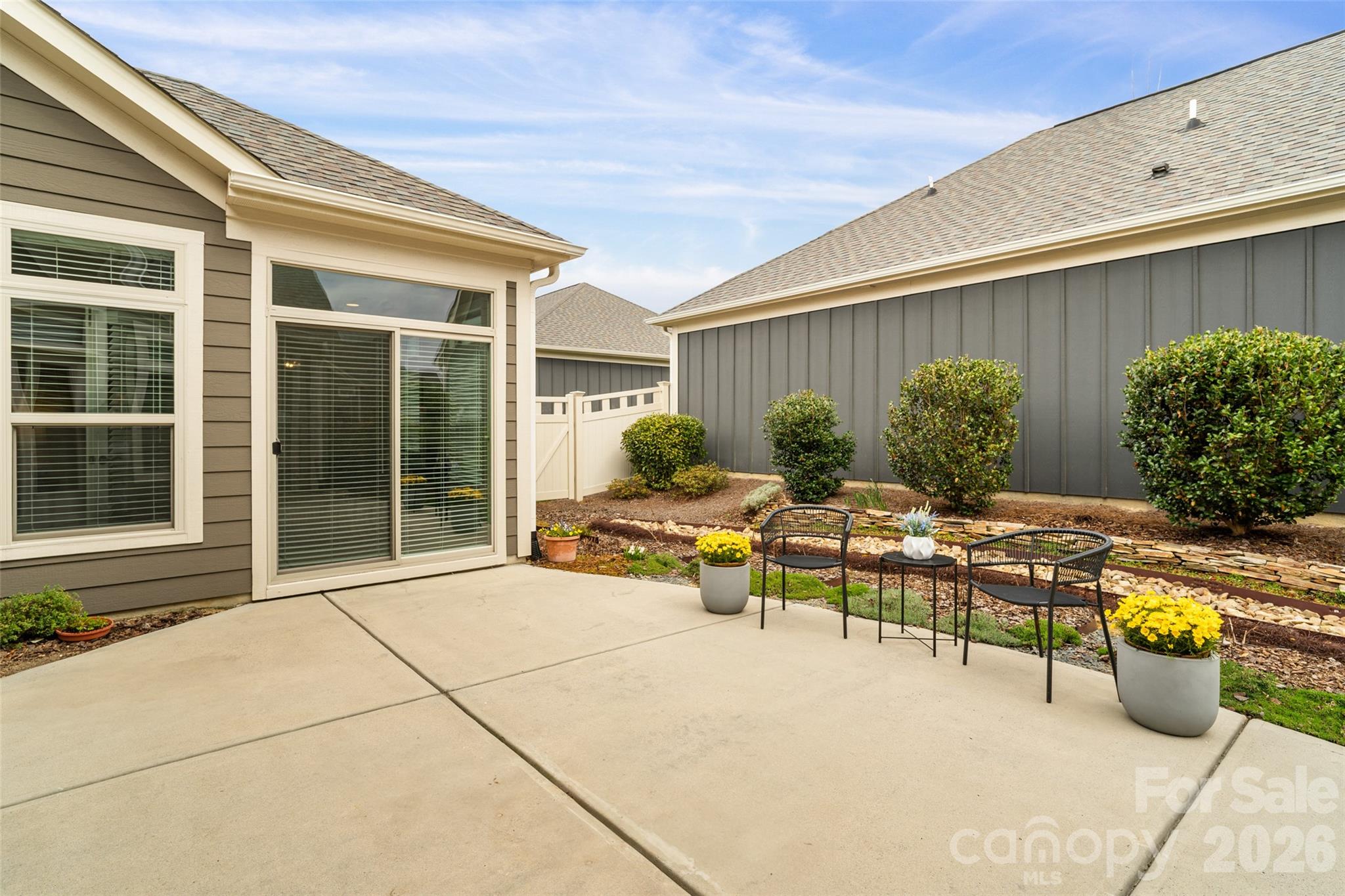 2106 Epworth Court Property Photo 38