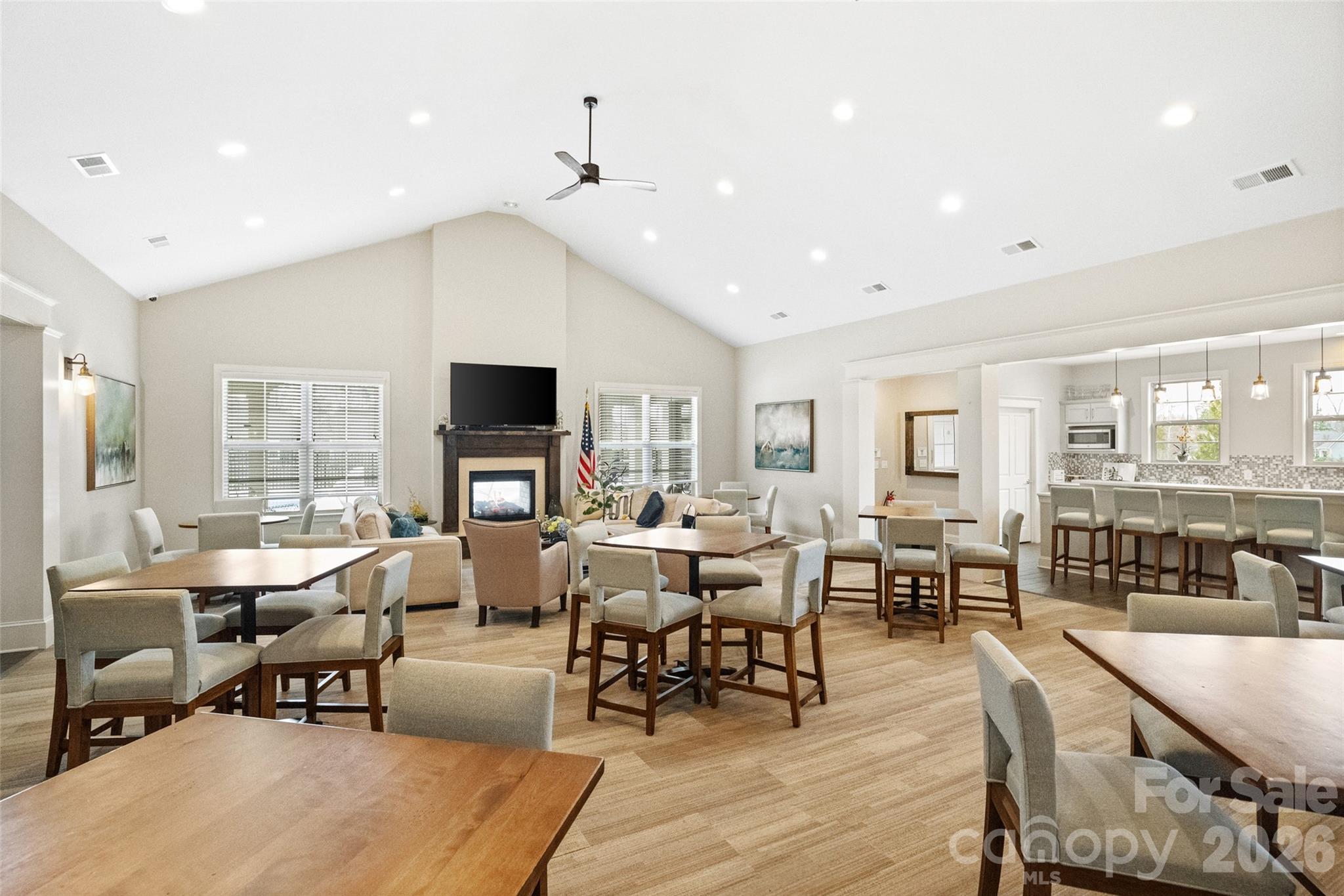 2106 Epworth Court Property Photo 45
