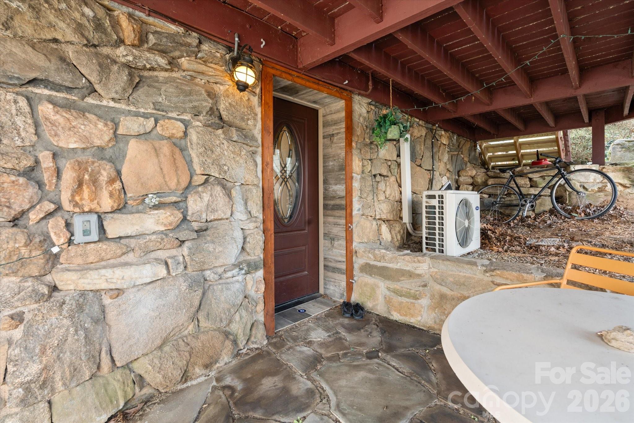 61 Hibriten Drive Property Photo 19