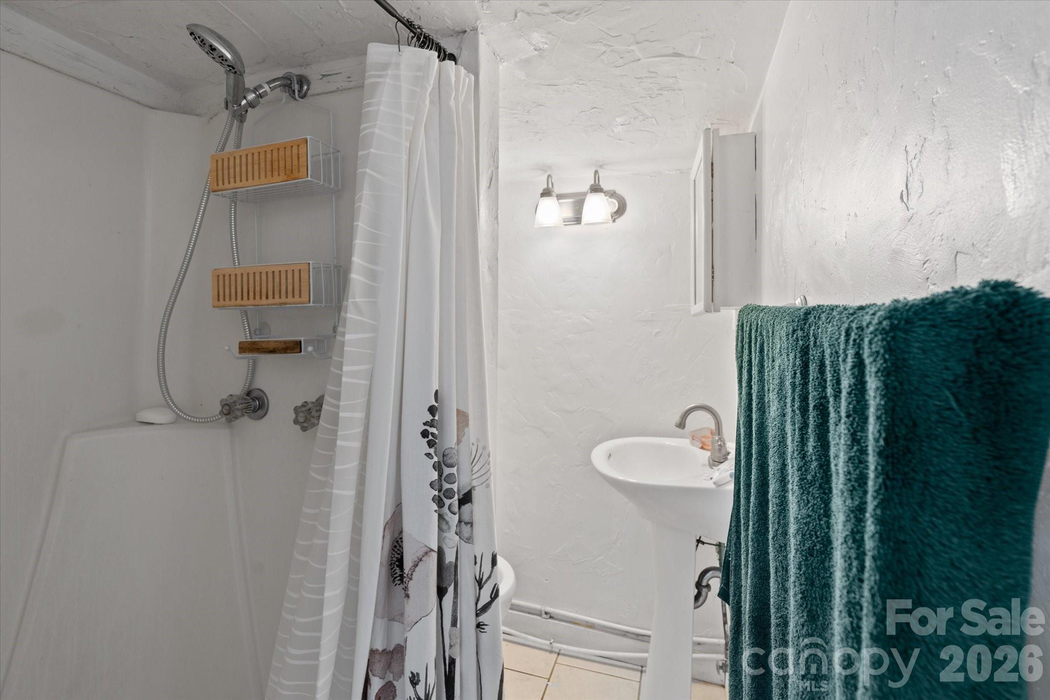 61 Hibriten Drive Property Photo 35