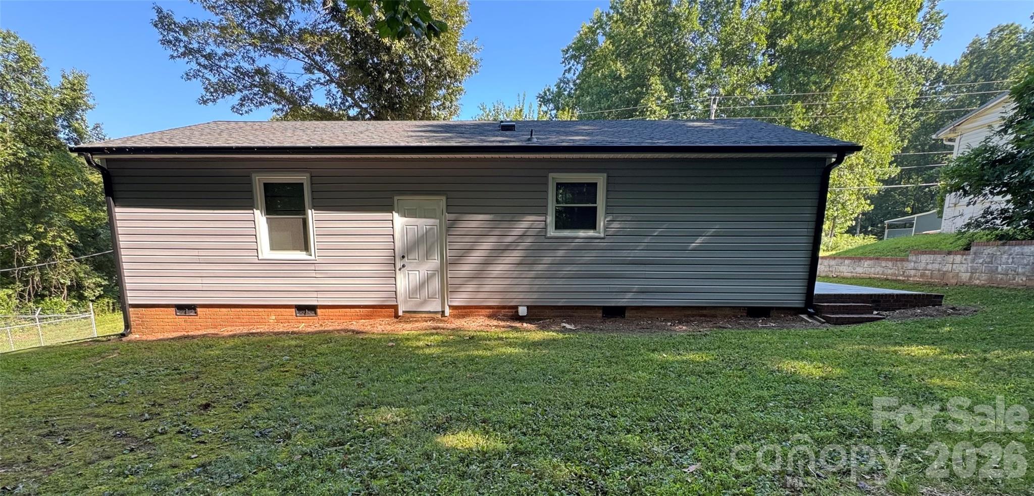 510 Belfast Drive Property Photo 3
