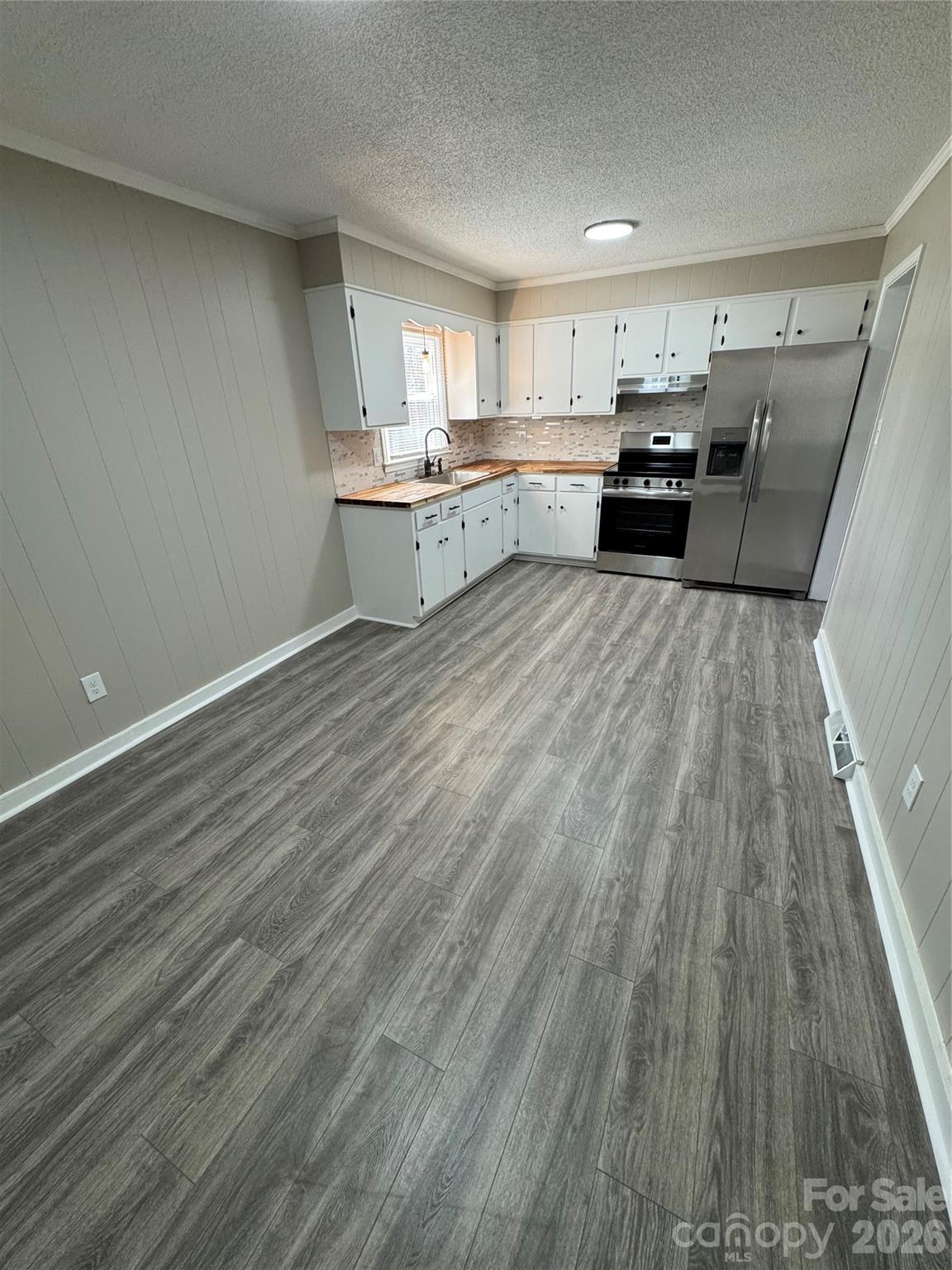 510 Belfast Drive Property Photo 5